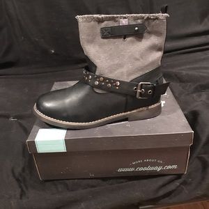 Coolway ankle boots!  Size 8